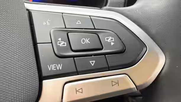 VOLKSWAGEN T-CROSS 22 / 25