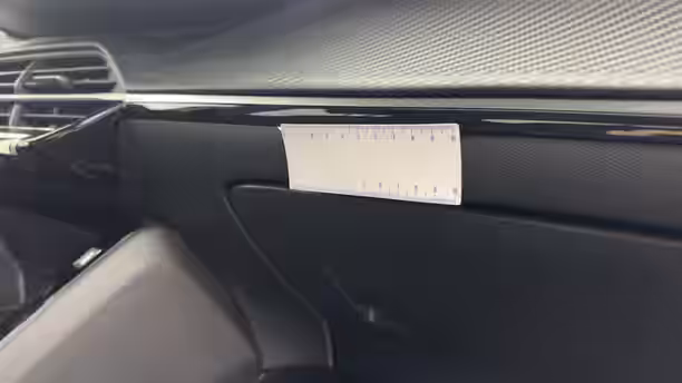 PEUGEOT 208 48 / 55