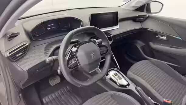 PEUGEOT 208 11 / 55