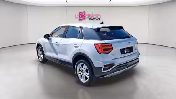 AUDI Q2 3 / 42