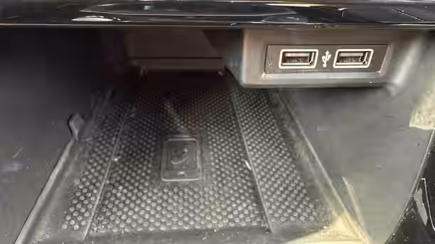 VOLKSWAGEN T-CROSS 30 / 31