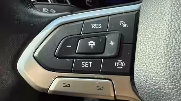 VOLKSWAGEN T-CROSS 24 / 31