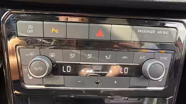 VOLKSWAGEN T-CROSS 29 / 31
