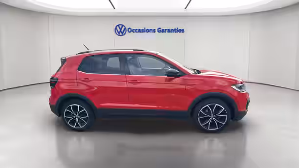 VOLKSWAGEN T-CROSS 6 / 31