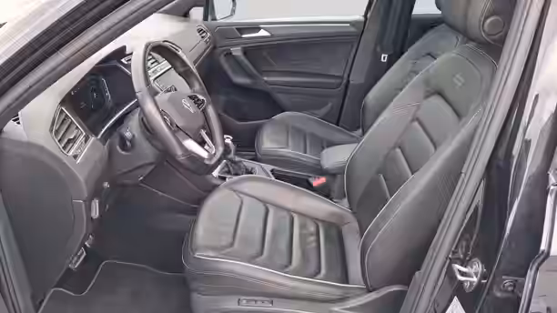 VOLKSWAGEN TIGUAN 11 / 17