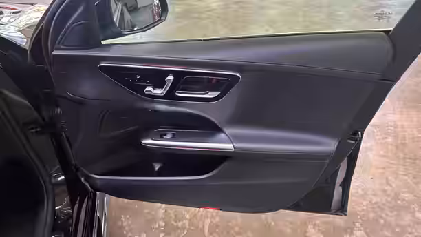 MERCEDES CLASSE C 26 / 35