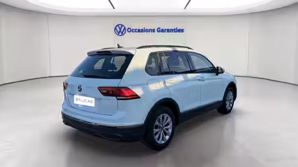 VOLKSWAGEN TIGUAN BUSINESS 5 / 44