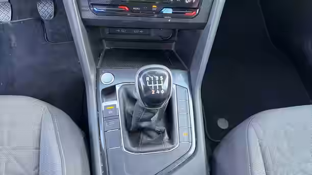 VOLKSWAGEN TIGUAN BUSINESS 25 / 44