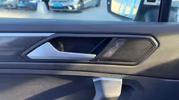 VOLKSWAGEN TIGUAN BUSINESS 27 / 44