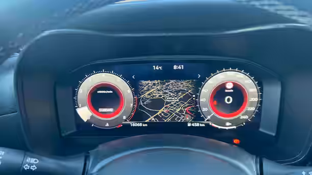 NISSAN JUKE 18 / 22