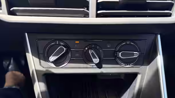VOLKSWAGEN POLO 17 / 17