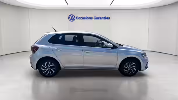 VOLKSWAGEN POLO 6 / 17