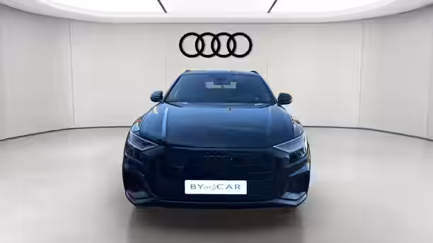 AUDI Q8 8 / 49