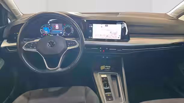 VOLKSWAGEN GOLF 9 / 18