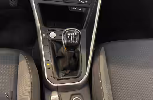 VOLKSWAGEN TAIGO 18 / 19