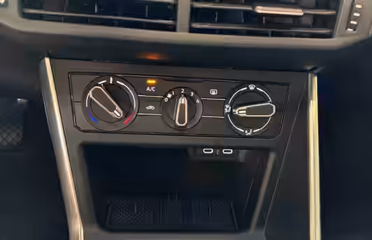 VOLKSWAGEN TAIGO 16 / 19