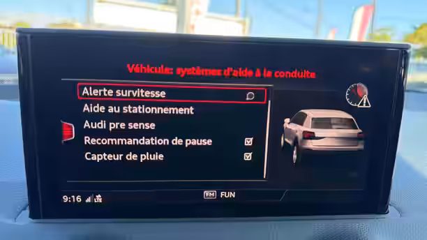AUDI Q2 27 / 29