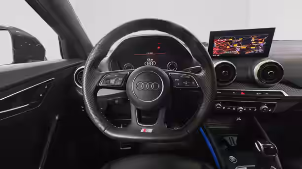 AUDI Q2 12 / 37