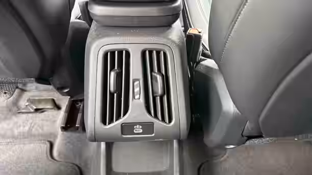 BMW SERIE 2 ACTIVE TOURER U06 29 / 34