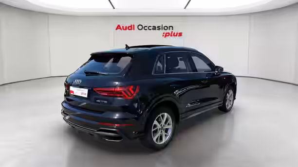 AUDI Q3 5 / 35