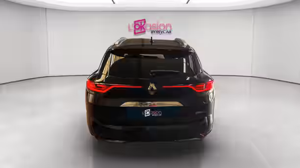 RENAULT MEGANE IV ESTATE 4 / 26