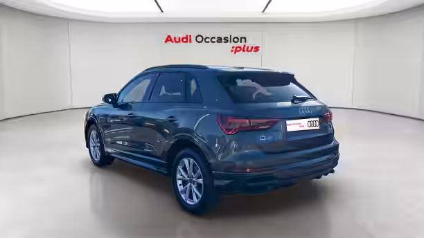 AUDI Q3 3 / 28