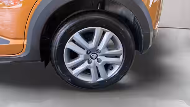 DACIA SANDERO 19 / 32