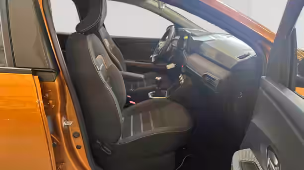 DACIA SANDERO 29 / 32
