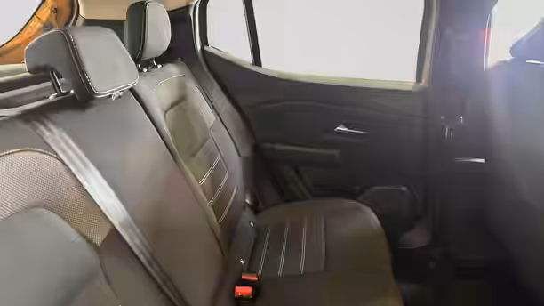 DACIA SANDERO 28 / 32