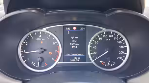 NISSAN MICRA 2021.5 17 / 20