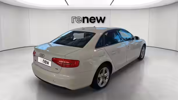 AUDI A4 5 / 22