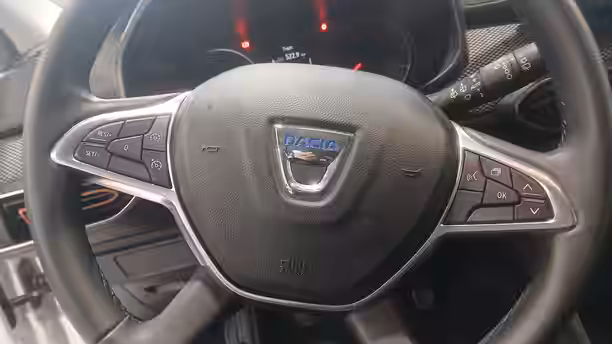DACIA SANDERO 18 / 22