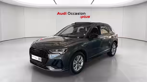 AUDI Q3 1 / 32