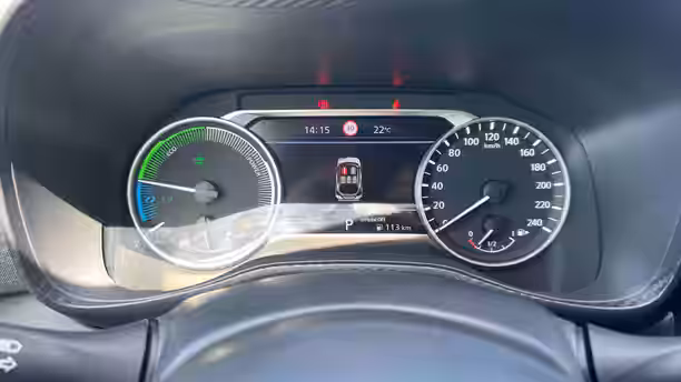 NISSAN JUKE 16 / 21