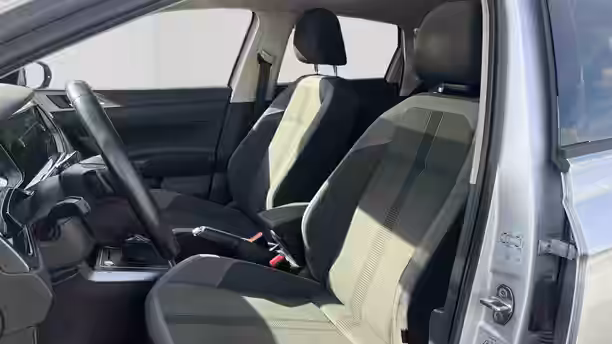 VOLKSWAGEN POLO 11 / 22