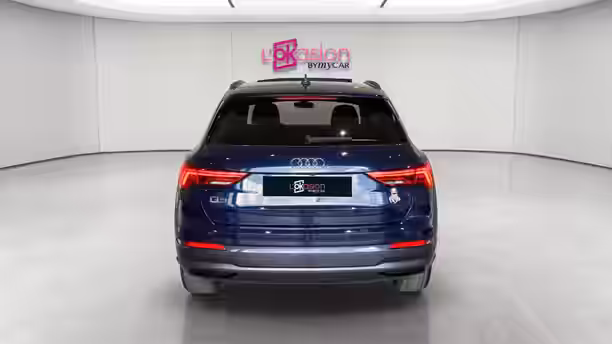 AUDI Q3 4 / 27