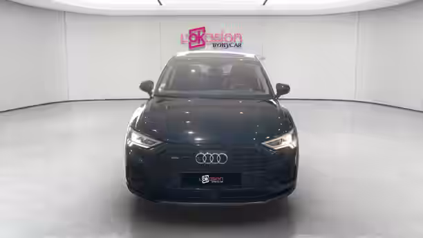 AUDI Q3 8 / 27