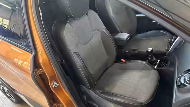 RENAULT CAPTUR 31 / 33
