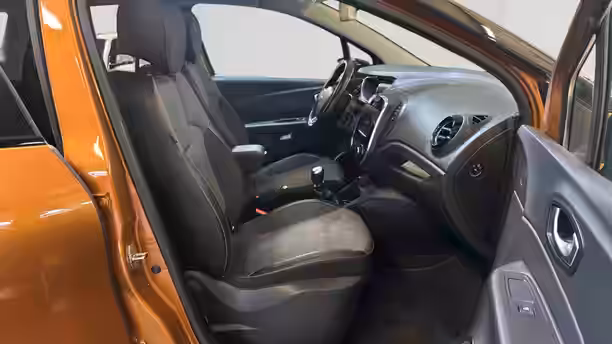 RENAULT CAPTUR 33 / 33
