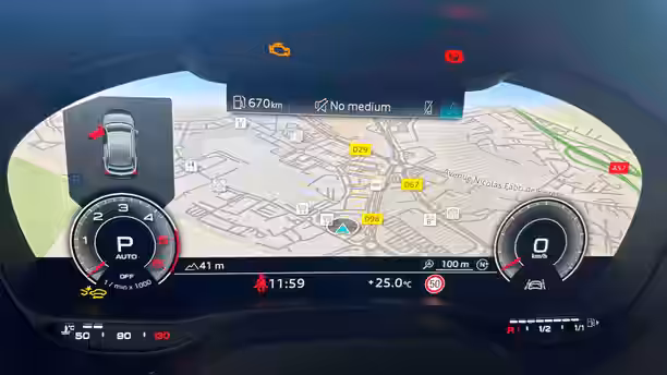 AUDI Q2 14 / 16