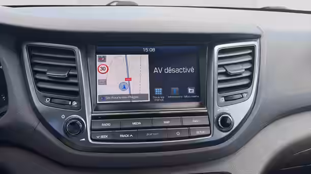 HYUNDAI TUCSON 16 / 39