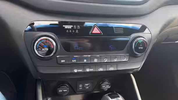 HYUNDAI TUCSON 21 / 39