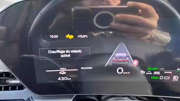 AUDI Q6 E-TRON 28 / 36