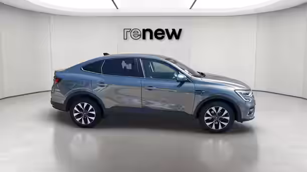RENAULT ARKANA 6 / 33