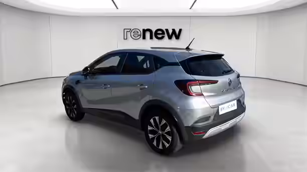 RENAULT CAPTUR 3 / 24
