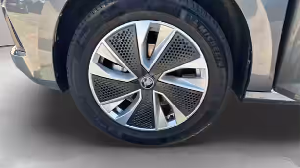 SKODA KAMIQ 14 / 19