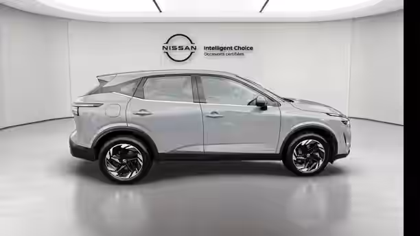 NISSAN QASHQAI 6 / 20