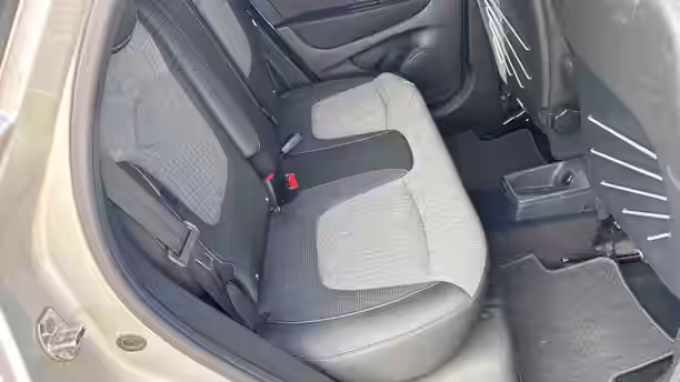 RENAULT CAPTUR 21 / 28