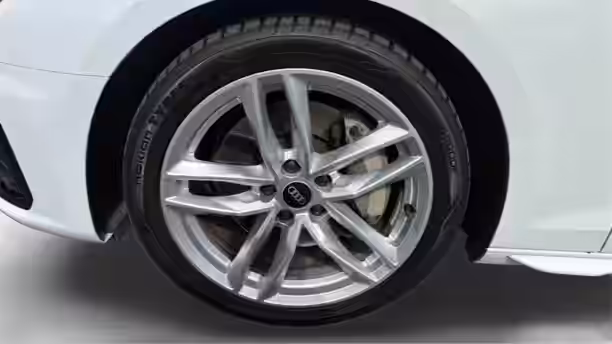 AUDI A4 16 / 32
