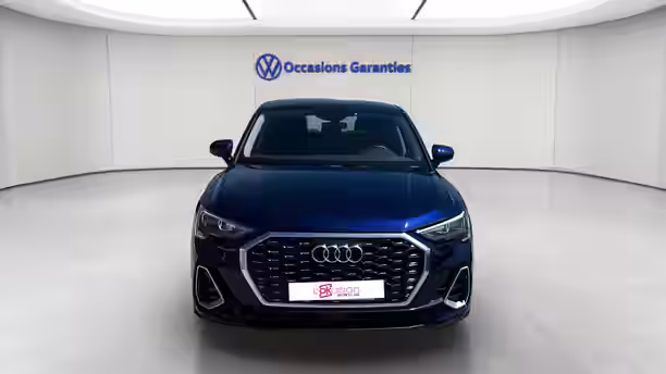 AUDI Q3 SPORTBACK 8 / 20
